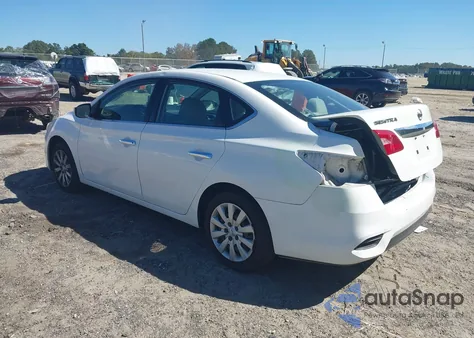 2017 Nissan Sentra S z USA, uszkodzony, nr VIN 3N1AB7AP9HY324278